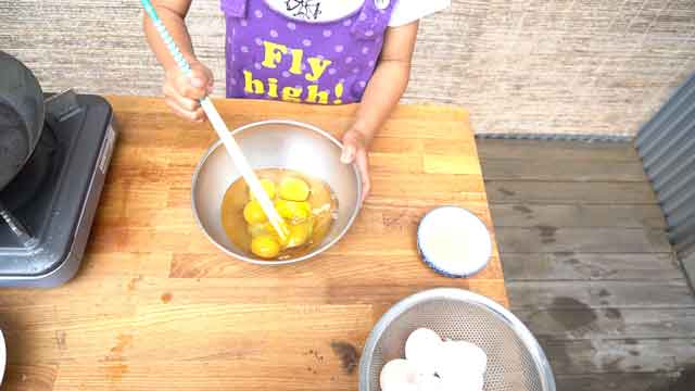 鉄フライパンで簡単親子丼