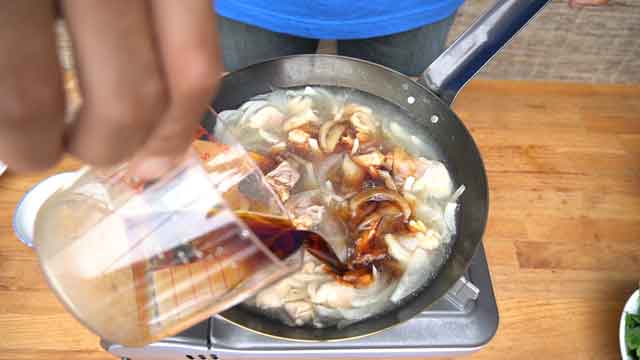 鉄フライパンで簡単親子丼