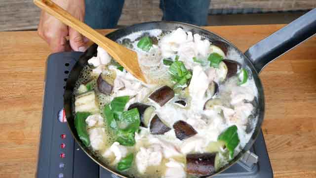 夏野菜チキンカレー