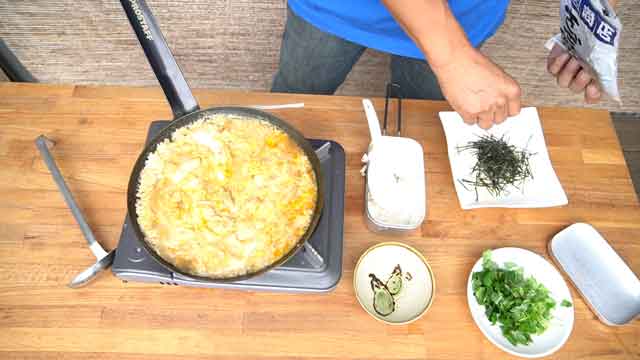 鉄フライパンで簡単親子丼