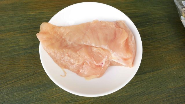 さっぱり、美味しい、鶏むね肉ともやしの中華ドレッシングあえ