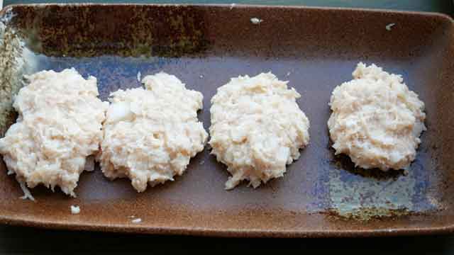 甘辛ダレの、ふっくら焼きつくね